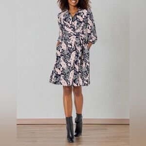 Vince Camuto Women's Collared V-Neck Knee Length Wrap Dress